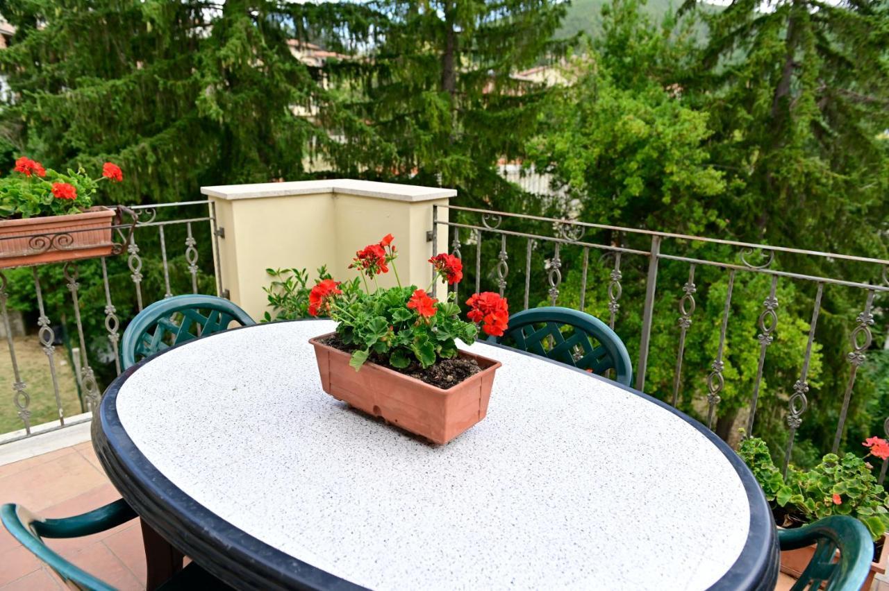 Ferienwohnung Casa Valentina Nocera Umbra Exterior foto